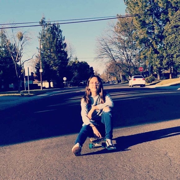 Meet your Posher, Sophia - Picture 1 of 1